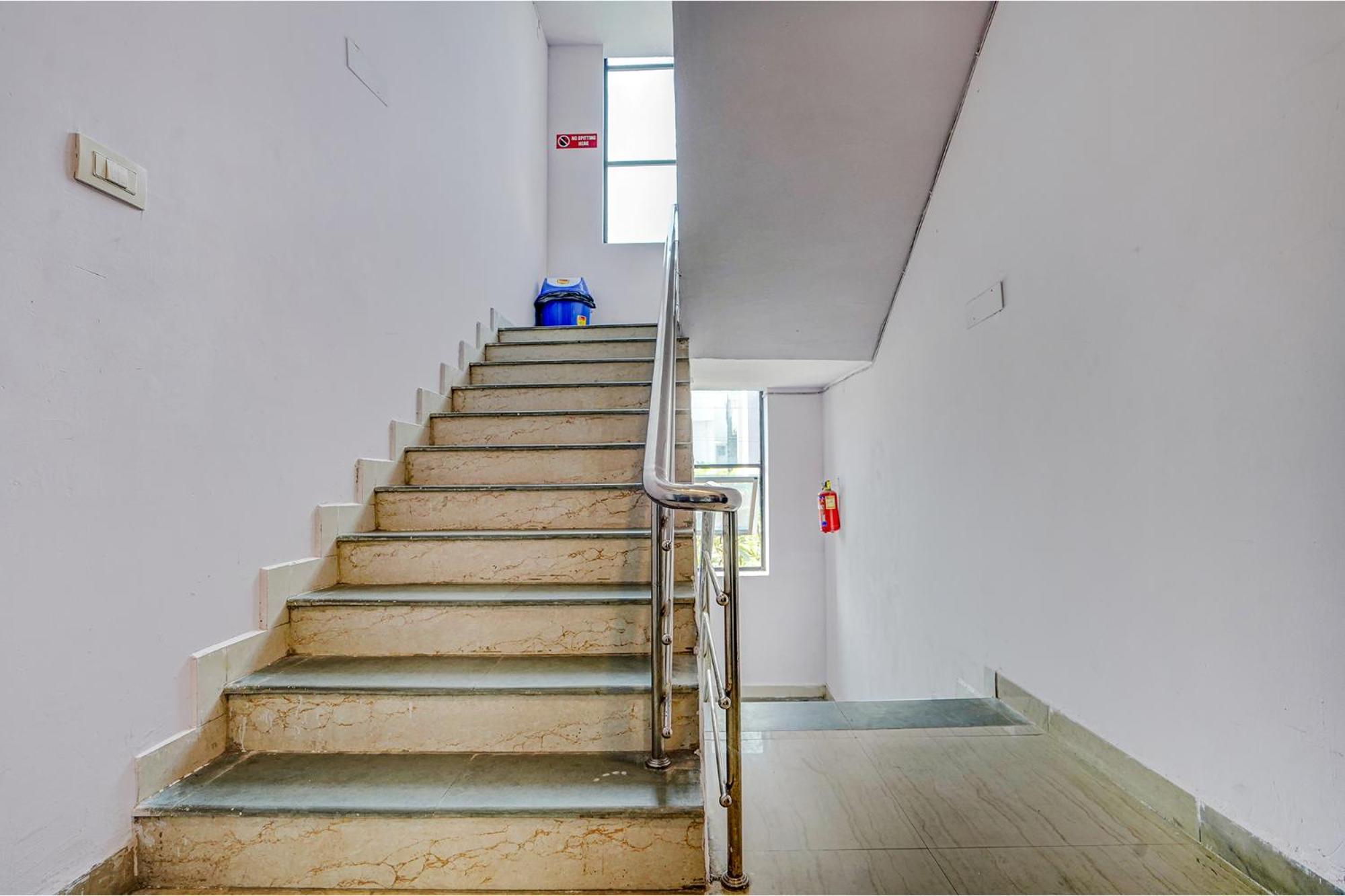 Fabhotel Olive Stay Inn Nagpur Bagian luar foto